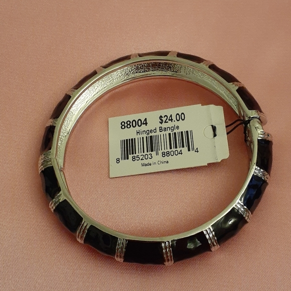 👜$3 - Cookie Lee Hinged Bangle - Item‎ #073 - Picture 1 of 3